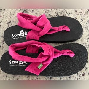 Sanuk sandals